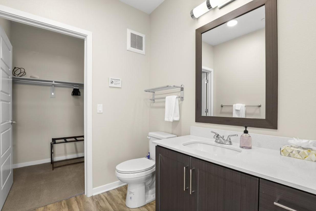 Paradise Cozysuites Under The Palms With Jacuzzi 18 Phoenix Extérieur photo
