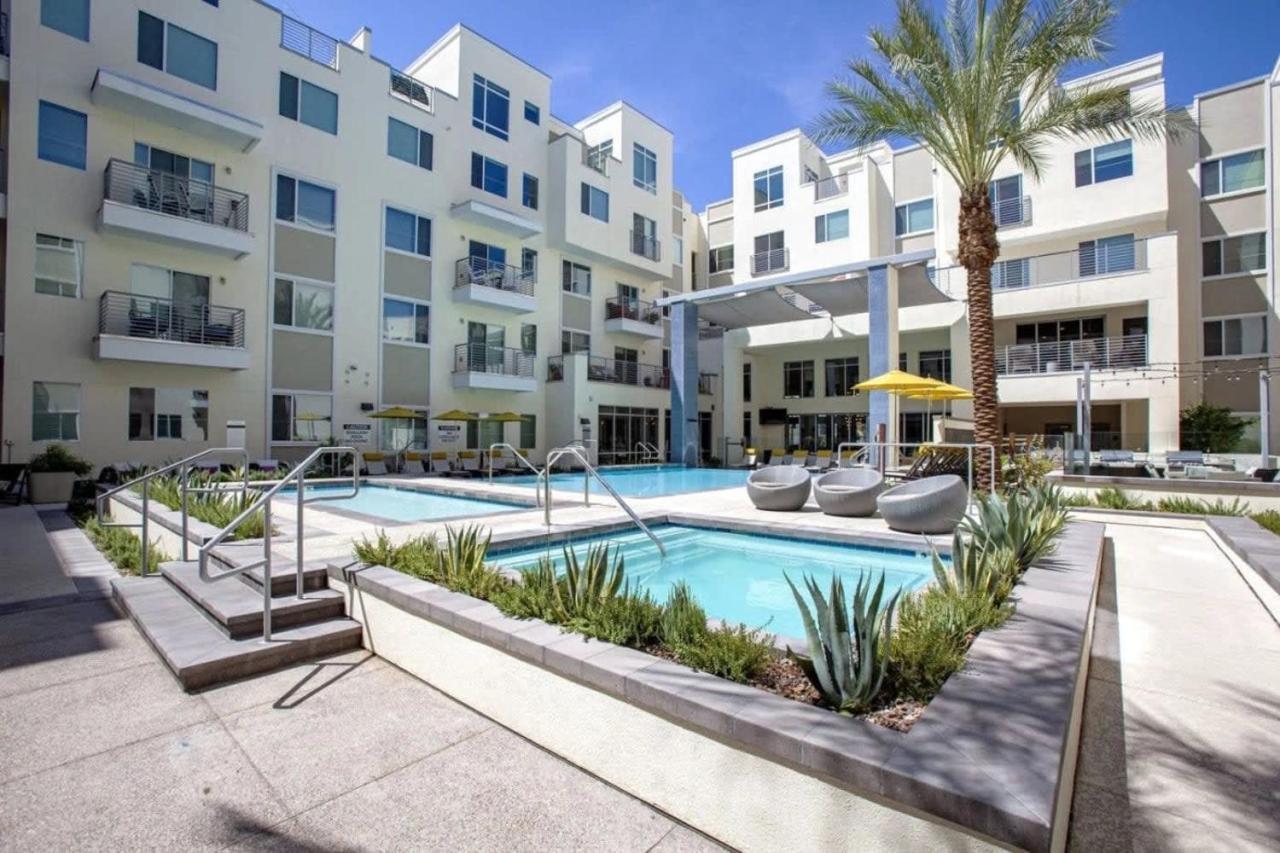 Paradise Cozysuites Under The Palms With Jacuzzi 18 Phoenix Extérieur photo